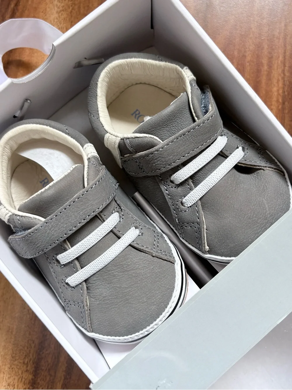 NEW Robeez First Kicks Adam Shoes Charcoal Leather 9-12 months Baby Shoes NWT